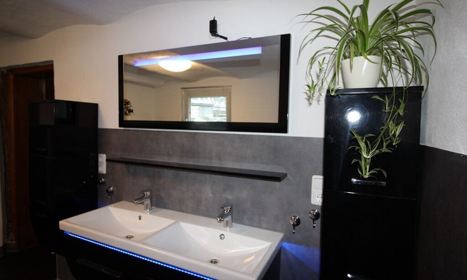 Ortsmitte Casa | Holiday house near Winterberg with sauna and whirlpool up to 12 people