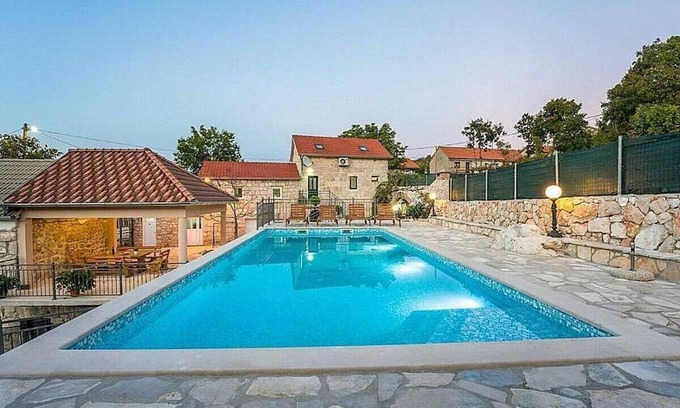 Podbablje Otro | Casa de vacaciones Runovic para 1 - 8 personas con 4 dormitorios - Casa rural