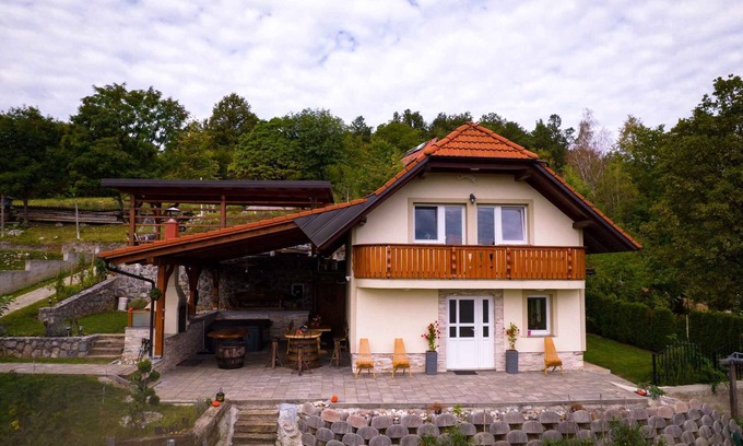 Dvor Casa | Casa vacacional mobiliario rústico