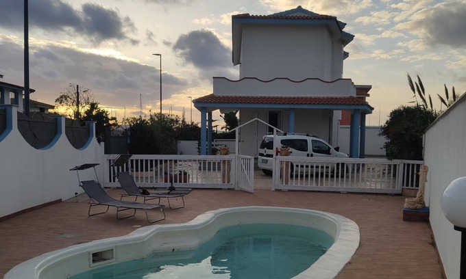 Portoscuso Apartamento | Holiday House Sole della Sardegna - Purple Myrtle
