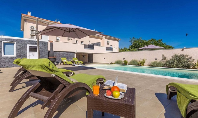 Brzac Casa | Holiday house SOTOVENTO II