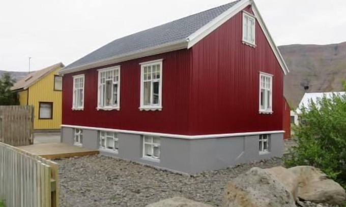 Sudureyri Casa | Casa de vacaciones Suðureyri para 1 - 9 personas con 4 dormitorios - Casa de vacaciones