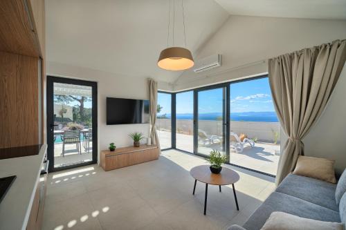Sutivan Villa | Holiday house Sunset Haven 2
