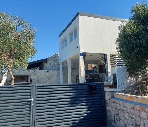 Drvenik Mali Casa | Holiday house with a parking space Drvenik , Drvenik - 24088