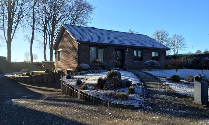 Sankt-Vith Casa | Casa de vacaciones con jardín grande