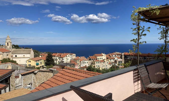 Cipressa Casa | Casa de vacaciones con vistas al mar, solárium, a 4 km de la playa, Riviera Liguria