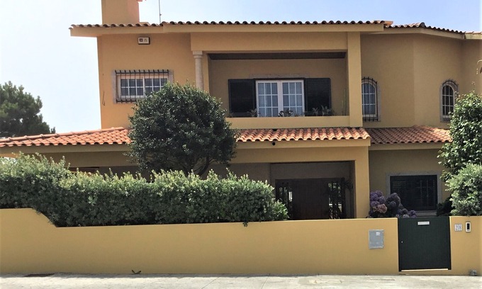 Vila Cha Casa | Holiday house with side sea view, 200 meters from the beach