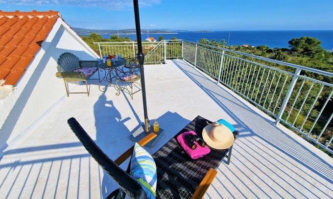 Drvenik Mali Casa | Holiday houses Escape A&B, 2x jacuzzi, sun terrace with a view, privacy