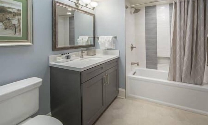 Port Canaveral Complejo | Holiday Inn Cape Canaveral Beach Resort-2-suite