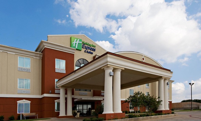 Ira Hotel | Holiday Inn Express and Suites Snyder, an Ihg Hotel