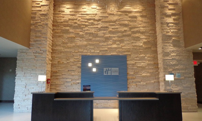 Frisco Hotel | Holiday Inn Express Frisco Legacy Park Area by IHG