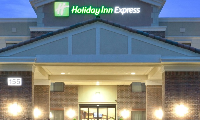 Lincoln Hotel | Holiday Inn Express Hotel & Suites Lincoln by IHG