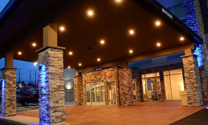 Monroeville Hotel | Holiday Inn Express & Suites Pittsburgh - Monroeville, an Ihg Hotel
