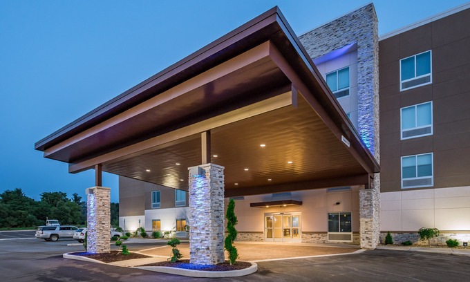 Saint Marys Saint Joseph County Hotel | Holiday Inn Express & Suites South Bend - South, an Ihg Hotel
