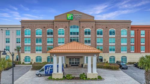 North Charleston Hotel | Holiday Inn Express & Suites Charleston Arpt-Conv Ctr Area by IHG