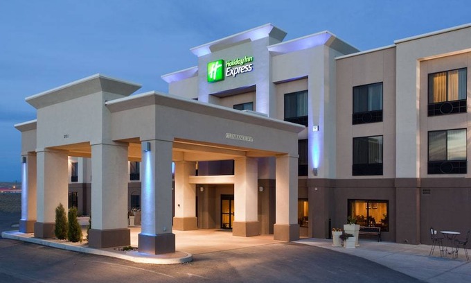 Rawlins Hotel | Holiday Inn Express Rawlins, an IHG Hotel