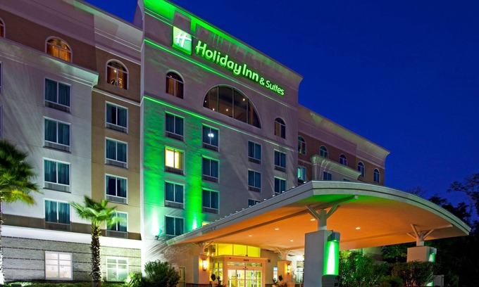 Ocala Hotel | Holiday Inn Hotel and Suites Ocala Conference Center by IHG