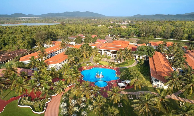 Cavelossim Complejo | Holiday Inn Resort Goa by IHG