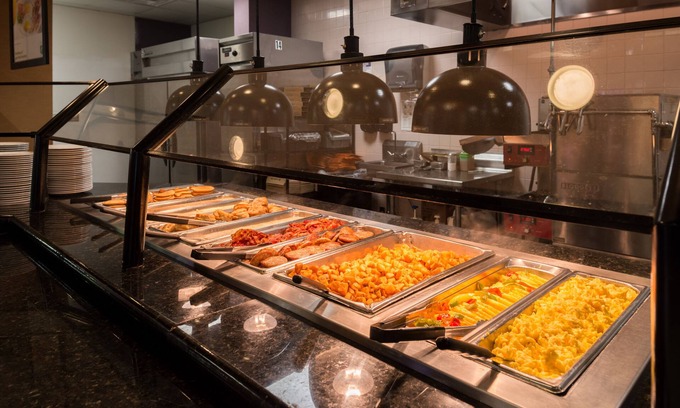 Kissimmee Hotel | Holiday Inn & Suites Orlando SW - Celebration Area by IHG
