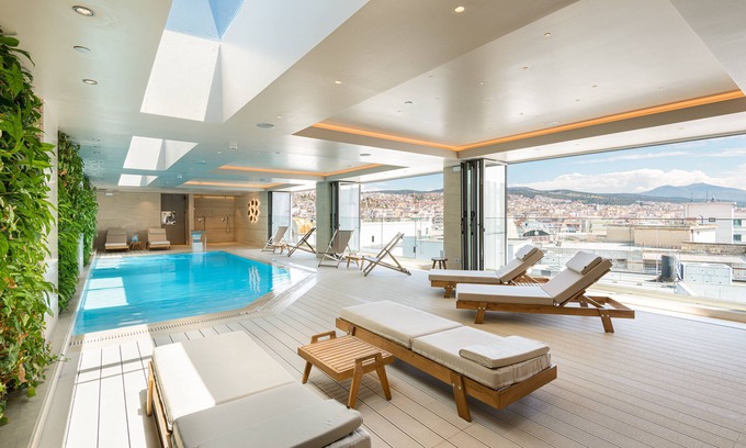Vardaris Hotel | Holiday Inn Thessaloniki by IHG