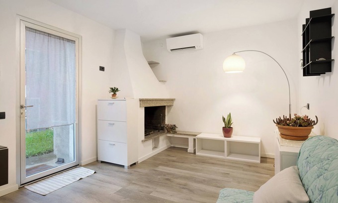 Santo Stefano di Magra Casa | Casa de vacaciones 'Gli Ulivi' con jardín privado, Wi-Fi y aire acondicionado