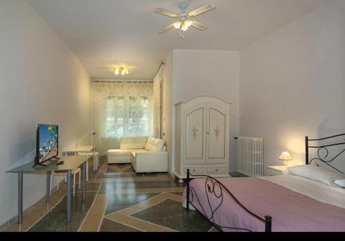 Pisa City Centre Cama Y Desayuno | Holiday Pisa Gare 2