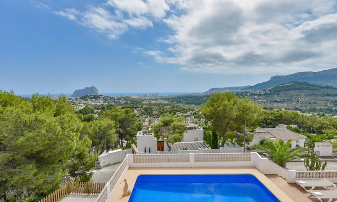 Empedrola Villa | Alquiler de villa en Calpe FLORENTINE