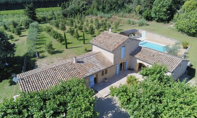 Cheval-Blanc Villa | Típica casa de campo provenzal con piscina privada Cheval blanc Luberon 6 personas