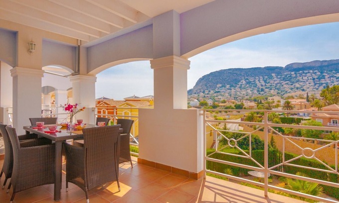 La Canuta Chalet De Esquí | Alquiler en Calpe GRINEV