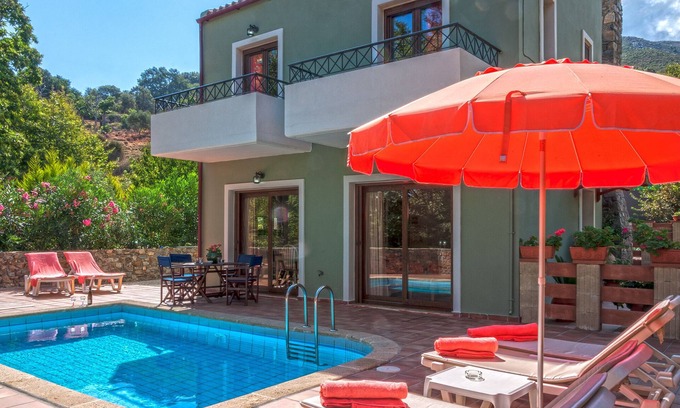 Elos Casa | Alquiler de villa con piscina privada cerca de Elafonissos