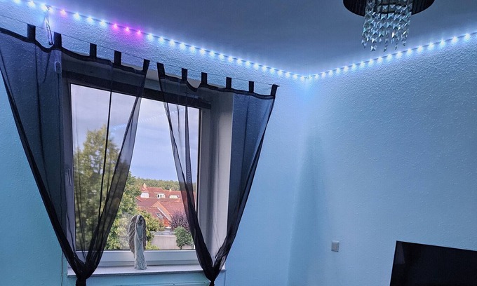 Gross Buchholz Apartamento | Holidayb Apartment "Luckys Home" with Balcony & Wi-Fi