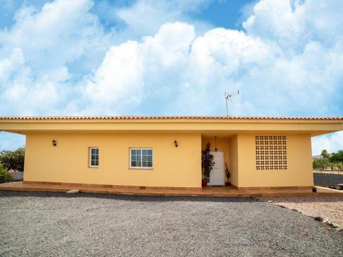 Tuineje Casa | Holidayhome in Tuineje near Beaches