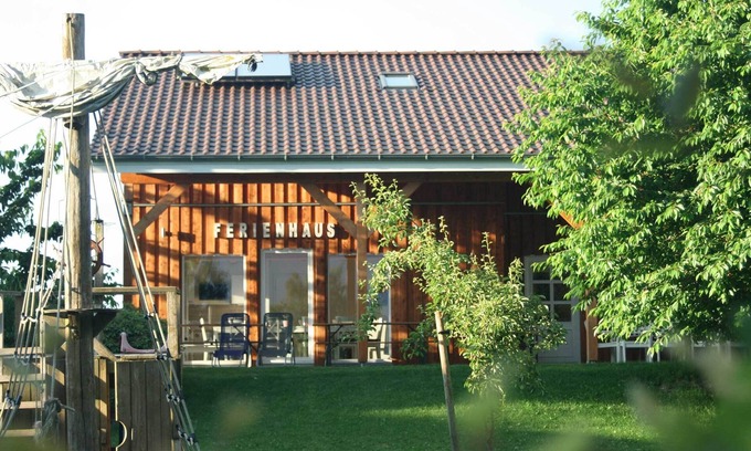 Henstedt Casa | Vacaciones en un idílico entorno rural con conexión a la granja