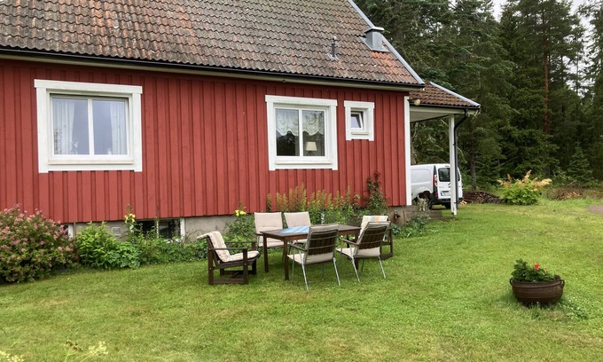 Kristinehamn Casa | Holidays surrounded between forest and pastures - 500 meters from Lake Vänern