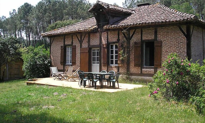 Leon Casa | Hollebarde by Interhome