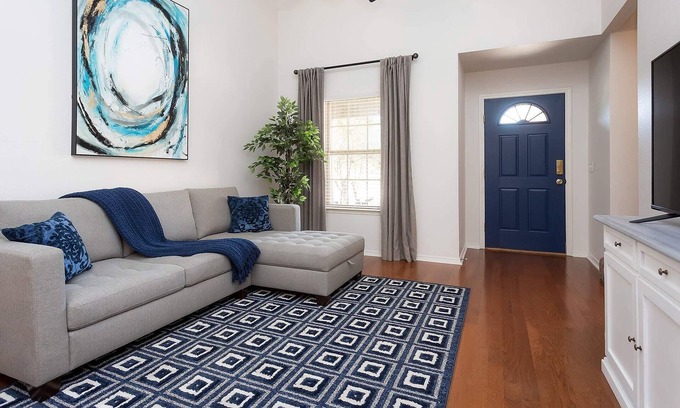 Bentonville Casa | Holler Hideaway 2 Sum