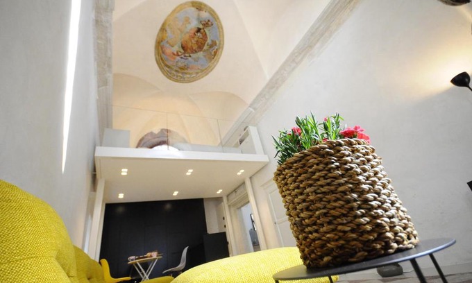 Martignano Casa | HOLLIDAY CHARMING HOME