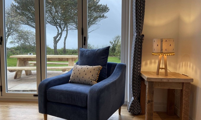 Helston Cabaña | Holly Cottage @ Arrowan Common Farm