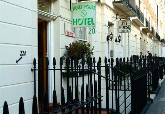 Warwick Hotel | Holly House Hotel