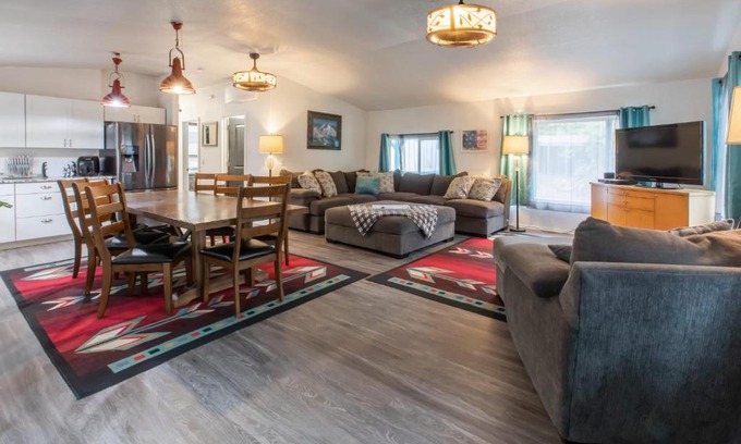 Tillamook Casa | Holly's house