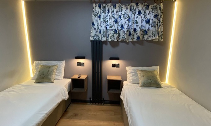 Oxford Casa | Hollybush Guest House