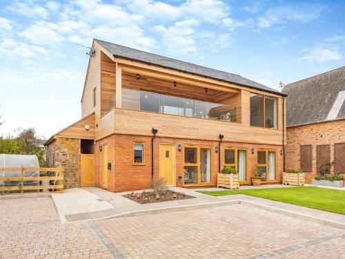 Twywell Casa | Hollyhocks - Uk47975