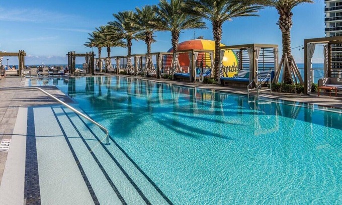 Hollywood South Central Beach Apartamento | Hollywood Beach Condos