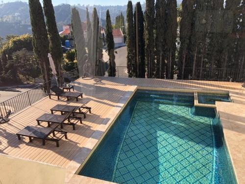 Hollywood Hills West Casa | Hollywood Hills private room