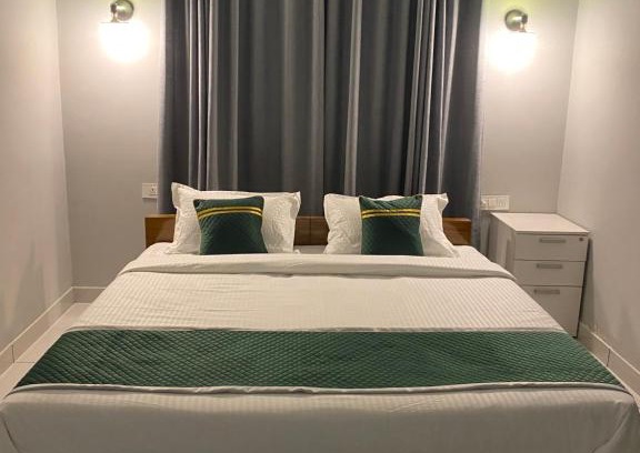 Sulthan Bathery Cama Y Desayuno | HOLLYWOOD Rooms