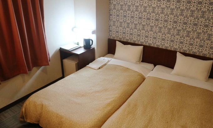 Naka Ward Hotel | Hollywood Twin Room Smoking King Size Speci / Hamamatsu Shizuoka