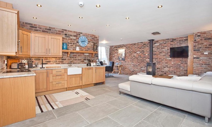 Low Catton Casa | Holtby Grange Cottages