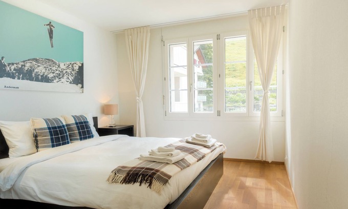 Andermatt Apartamento | Holzgasse Apartment, elegant apartment in the Swiss mountains