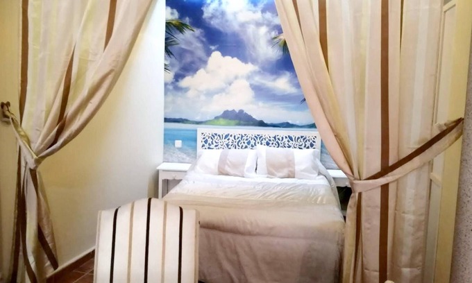 San Martín de Valdeiglesias Apartamento | Homerez - Bonito estudio para 4 pers. en San Martín de Valdeiglesias