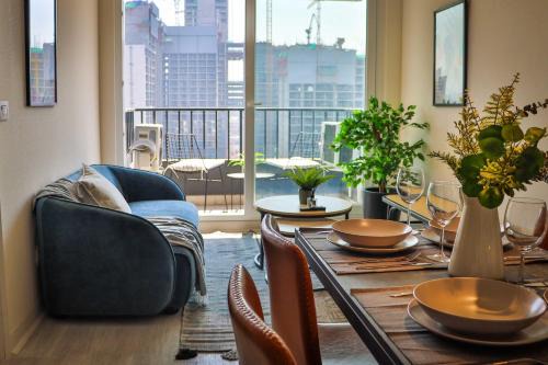 Nunoa Apartamento | HOM I Depto 2D2B con Parking Metro PlazaEgana